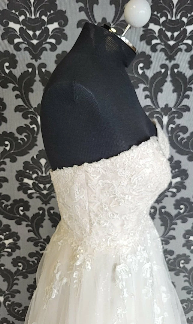 Something Blue Stella York 6690 Women Wedding Dress Lace/Tulle Almond/ivory WEDDING DRESSES 5 Something Blue Stella York 6690 Women Wedding Dress Lace/Tulle Almond/ivory WEDDING DRESSES