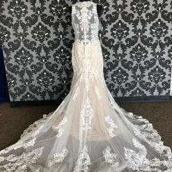 Something Blue WEDDING DRESSES Allure Romance 3167 Size 12 Hignneck Fit & Flare