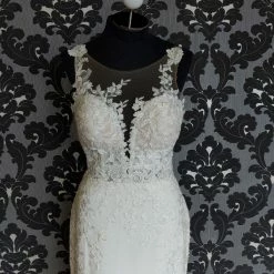 Something Blue Essense D2388 Wedding Dress Size 12 Lace/Chiffon Ivory Sleeveless WEDDING DRESSES