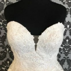 Something Blue Essense Of Australia D2752ZZ Wedding Dress Lace/Tulle Ivory/Nude WEDDING DRESSES