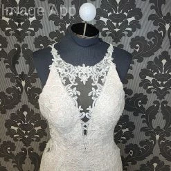 Something Blue Essense Of Australia D2432IV Wedding Dress Lace Size 10 AS IS SMALL HOLE ON HIP