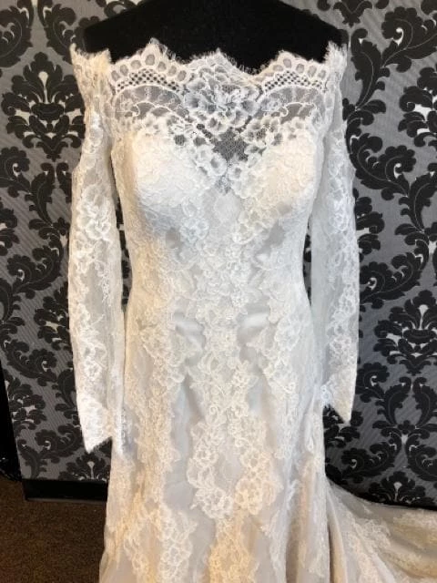 Something Blue Justin Alexander JESSICA 88055 Women's Wedding Dress Lace Ivory/Pearl WEDDING DRESSES 4 Something Blue Justin Alexander JESSICA 88055 Women's Wedding Dress Lace Ivory/Pearl WEDDING DRESSES