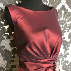 Something Blue FORMAL/MOTHER'S DRESSES Social Occasions 28872 Women's Formal Chiffon Wine Size 4 Knee