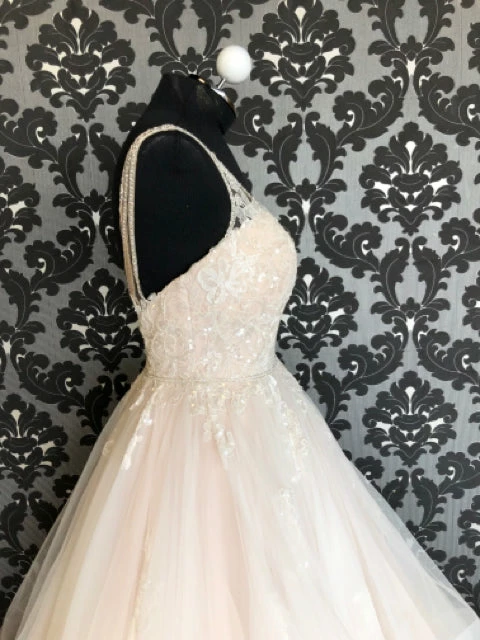 Something Blue Stella York 6838 Wedding Dress Size 12 Beaded/Tulle Almond Sleeveless WEDDING DRESSES 5 Something Blue Stella York 6838 Wedding Dress Size 12 Beaded/Tulle Almond Sleeveless WEDDING DRESSES
