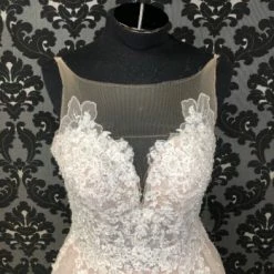 Something Blue Essense Of Australia EMBERLYNN D2126 Women's Wedding Dress Lace/Tulle A-Line WEDDING DRESSES