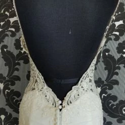 Something Blue Essense Wedding Dress D2945 Size 12 Lace/Beading Ivory Sleeveless