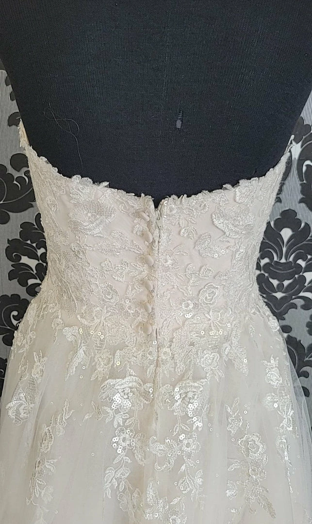 Something Blue Stella York 6690 Women Wedding Dress Lace/Tulle Almond/ivory WEDDING DRESSES 6 Something Blue Stella York 6690 Women Wedding Dress Lace/Tulle Almond/ivory WEDDING DRESSES