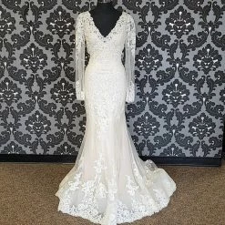 Something Blue Victoria Size 12 WEDDING DRESSES