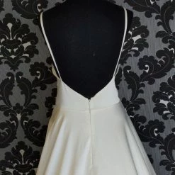 Something Blue WEDDING DRESSES La Perle LP2010 Hudson Wedding Dress Size 12 Silk Ivory Sleeveless A-line