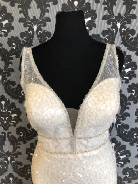 Something Blue Allure Bridal Disney "Ariel" Size 14 Ivory Sequin Fit & Flare 4 Something Blue Allure Bridal Disney "Ariel" Size 14 Ivory Sequin Fit & Flare