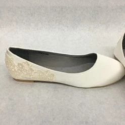 Something Blue Wedding NEW ARRIVALS Walkin On Air Shoe Lace/Satin Ivory Size 9 SHOES