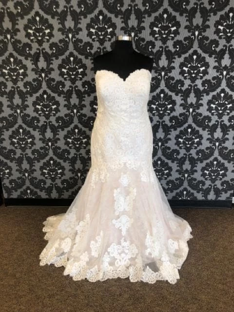 Something Blue WEDDING DRESSES Essense Of Australia D2556CRLU Women's Wedding Dress Lace 3 Something Blue WEDDING DRESSES Essense Of Australia D2556CRLU Women's Wedding Dress Lace