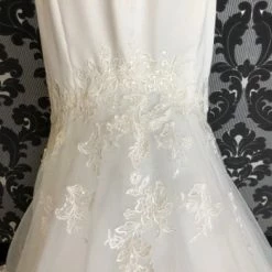 Something Blue Stella York Size 8 Ivory Crepe And Lace Strapless Fit & Flare WEDDING DRESSES