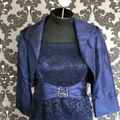 Something Blue Jessica Howard 2pc Formal Size 8 Lace/Satin Navy FORMAL/MOTHER'S DRESSES