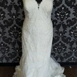 Something Blue WEDDING DRESSES Stellla York 6814 Wedding Dress Size 28 Lace/Sequin Ivory Strapless