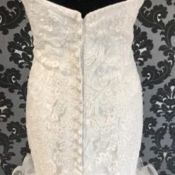 Something Blue Allure Romance Size 14 WEDDING DRESSES