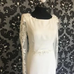 Something Blue Wedding Modeca Women's Wedding Dress Poly Spandex Ivory Size 10 Sheath