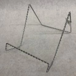 Something Blue DECOR Easel Twisted Metal Silver Size 5.5" SIGNS