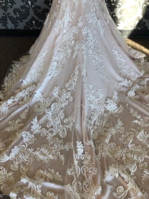 Something Blue WEDDING DRESSES Casablanca 2382 KARLEE Women's Wedding Dress Lace Blush/ivory 8 Something Blue WEDDING DRESSES Casablanca 2382 KARLEE Women's Wedding Dress Lace Blush/ivory