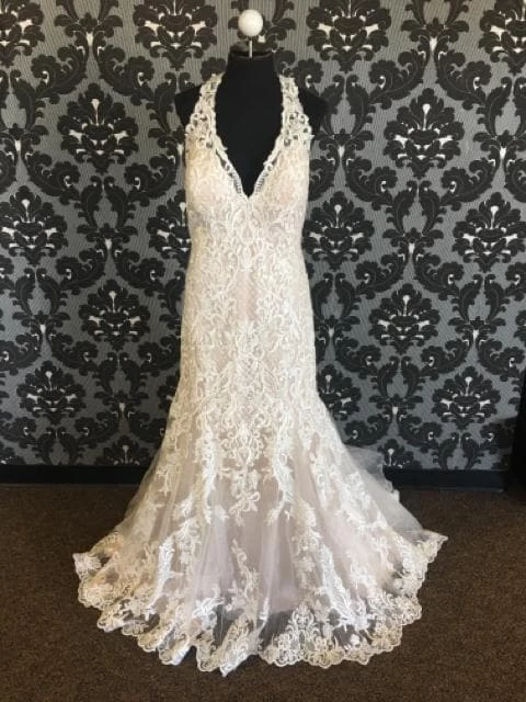 Something Blue Allure Bridal W434 Women's Wedding Dress Lace Size 18W Lace WEDDING DRESSES 3 Something Blue Allure Bridal W434 Women's Wedding Dress Lace Size 18W Lace WEDDING DRESSES