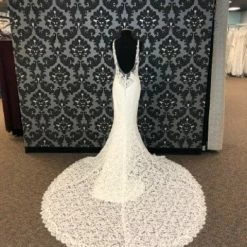 Something Blue WEDDING DRESSES Casablanca 2319 Wedding Dress Lace Ivory Size 8 Sleeveless