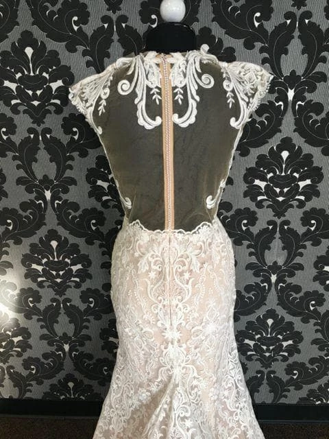 Something Blue Calla Blanche Women's Wedding Dress Lace Ivory/Champagne Size 12 6 Something Blue Calla Blanche Women's Wedding Dress Lace Ivory/Champagne Size 12