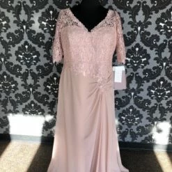 Something Blue FORMAL/MOTHER'S DRESSES Size 22W Dusty Rose Montage Floor Lace/Chiffon 3/4 Length FORMAL DRESSES