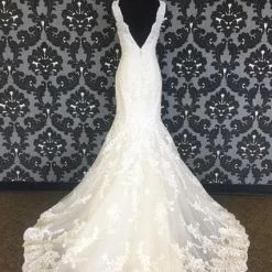 Shopsomethingblue Ivory Size 4 WEDDING DRESSES