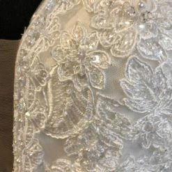 Something Blue Mori Lee 6923 Size 8 Ivory Tulle And Lace Plunging V-neck A-line WEDDING DRESSES 9 Something Blue Mori Lee 6923 Size 8 Ivory Tulle And Lace Plunging V-neck A-line WEDDING DRESSES