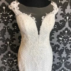 Something Blue As Is Casablanca 2377 Wedding Dress Lace Ivory Size 12 Sleeveless WEDDING DRESSES