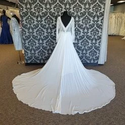 Something Blue Wilderly Bride Size 16 Ivory Chiffon Long Sleeve Aline V-Neck Wedding Dress WEDDING DRESSES
