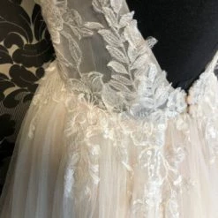 Something Blue Stella York 7117IV Wedding Dress Size 10 Tulle/Lace Ivory Sleeveless A-line