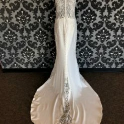 Something Blue WEDDING DRESSES As Is Casablanca 2390 Wedding Dress Crepe Ivory Size 12 Sleeveless 7 Something Blue WEDDING DRESSES As Is Casablanca 2390 Wedding Dress Crepe Ivory Size 12 Sleeveless