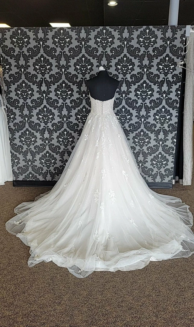 Something Blue Stella York 6690 Women Wedding Dress Lace/Tulle Almond/ivory WEDDING DRESSES 7 Something Blue Stella York 6690 Women Wedding Dress Lace/Tulle Almond/ivory WEDDING DRESSES