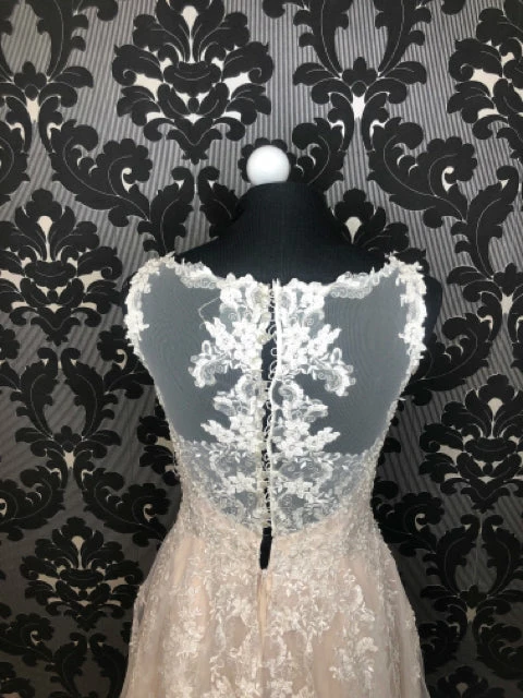 Something Blue Stella York 6436 Women's Wedding Dress Lace/Tulle Ivory/Moscato 6 Something Blue Stella York 6436 Women's Wedding Dress Lace/Tulle Ivory/Moscato