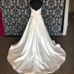 Something Blue Allure Bridal Women's Wedding Dress Lace/Satin Ivory Size 10