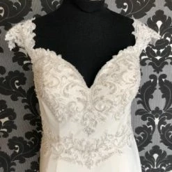 Something Blue Allure Bridal Disney "Jasmine" Size 10 Ivory Sweetheart Neckline Fit & Flare WEDDING DRESSES