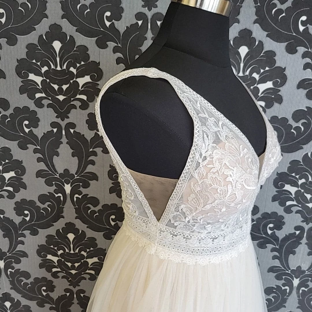 Something Blue Oxford Street Essense Of Australia PA1119 Women Wedding Dress WEDDING DRESSES 5 Something Blue Oxford Street Essense Of Australia PA1119 Women Wedding Dress WEDDING DRESSES