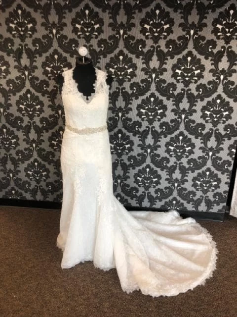 Something Blue Women Wedding Dress Lace Ivory Size 12 Cap Sleeve Fit & Flare WEDDING DRESSES 3 Something Blue Women Wedding Dress Lace Ivory Size 12 Cap Sleeve Fit & Flare WEDDING DRESSES