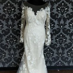 Something Blue Casablanca BL320 Wedding Dress Size 22 Sequin/Lace Ivory Long Sleeve