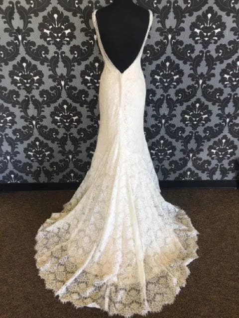 Something Blue Wedding Allure Bridal 9170 Women's Wedding Dress Lace Gold/Ivory Size 12 WEDDING DRESSES 5 Something Blue Wedding Allure Bridal 9170 Women's Wedding Dress Lace Gold/Ivory Size 12 WEDDING DRESSES