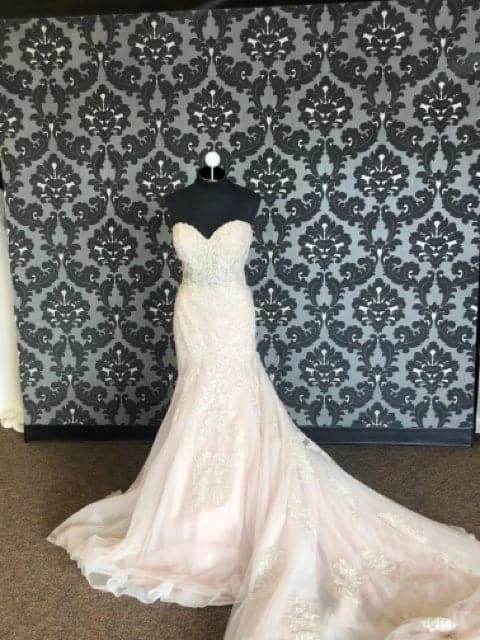 Something Blue Stella York 6541DM Beaded Lace Blush/ivory AS IS HOLE IN LEFT SKIRT LOOSE BEADS 3 Something Blue Stella York 6541DM Beaded Lace Blush/ivory AS IS HOLE IN LEFT SKIRT LOOSE BEADS