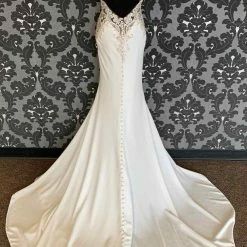 Something Blue Madison James MJ307 Size 8 Ivory Crepe/Beaded Sleeveless V-Neck WEDDING DRESSES 13 Something Blue Madison James MJ307 Size 8 Ivory Crepe/Beaded Sleeveless V-Neck WEDDING DRESSES