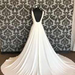 Something Blue WEDDING DRESSES Stella York 7042 Wedding Dress Size 12 Crepe Ivory Sleeveless A-line Deep V