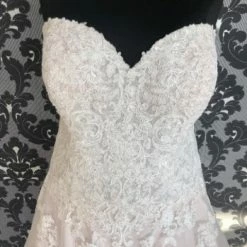 Something Blue WEDDING DRESSES Essense Of Australia D2735 Women's Wedding Dress Lace/Tulle