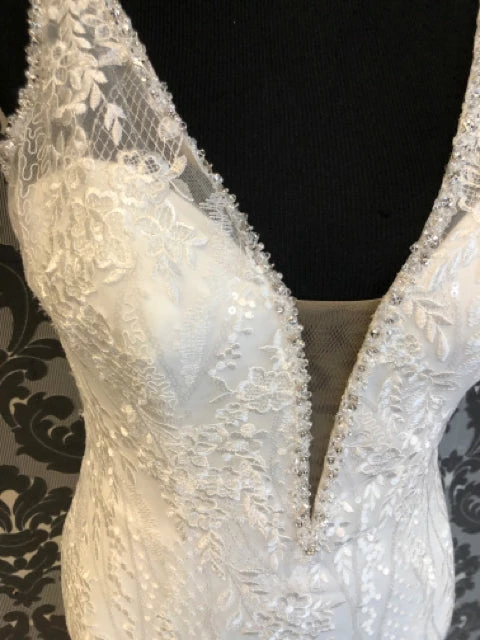 Something Blue Jasmine Size 14 Ivory Tulle And Sequin Sleeveless V-neck Mermaid WEDDING DRESSES 4 Something Blue Jasmine Size 14 Ivory Tulle And Sequin Sleeveless V-neck Mermaid WEDDING DRESSES