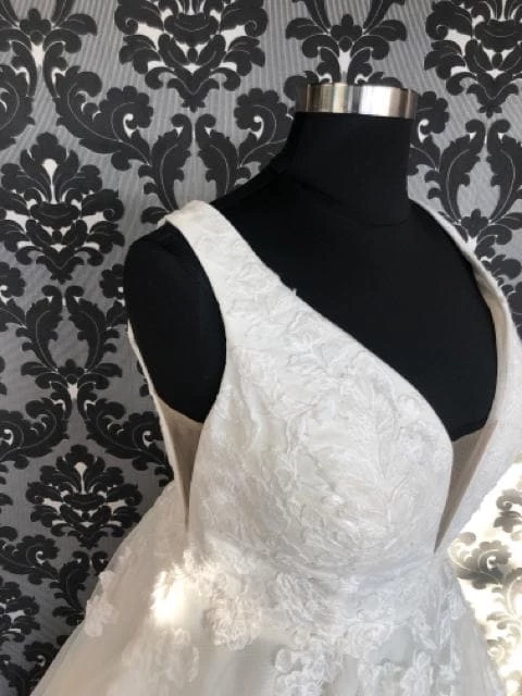 Something Blue Essense Of Australia D3121ZZ Women's Wedding Dress Ivory Size 26 WEDDING DRESSES 5 Something Blue Essense Of Australia D3121ZZ Women's Wedding Dress Ivory Size 26 WEDDING DRESSES