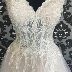 Something Blue Wedding Allure Bridal 9565 Women Wedding Dress Embroidery/Tulle Size 12 WEDDING DRESSES