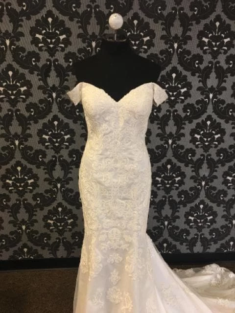 Something Blue Wedding Stella York Women's Wedding Dress Lace Ivory Size 14 Sheath 4 Something Blue Wedding Stella York Women's Wedding Dress Lace Ivory Size 14 Sheath