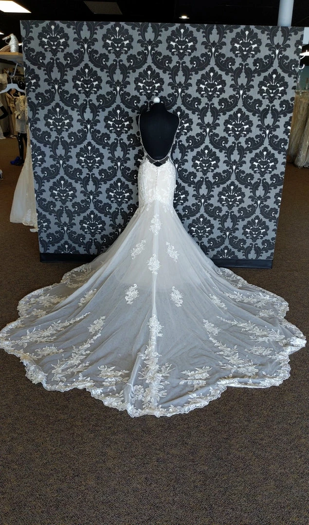 Something Blue WEDDING DRESSES Essense Wedding Dress D2770 Size 12 Lace/Beading Almond Sleeveless 4 Something Blue WEDDING DRESSES Essense Wedding Dress D2770 Size 12 Lace/Beading Almond Sleeveless